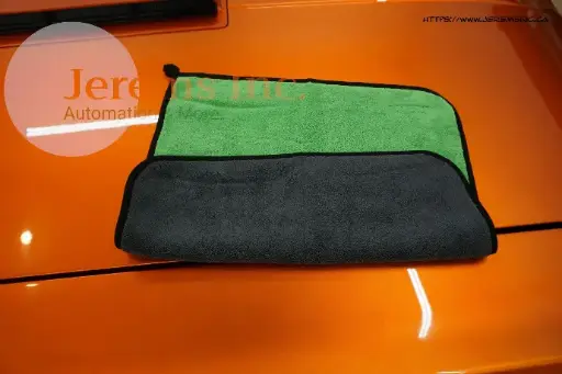 [16"x16" Thick 800 GSM Micro Fiber Luxury Buffing / Drying Towel 80/20 - Green/Gray] 16"x16" Thick 800 GSM Micro Fiber Luxury Buffing / Drying Towel 80/20 - Green/Gray